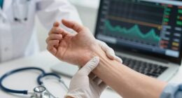 symptom monitoring vs diagnosis